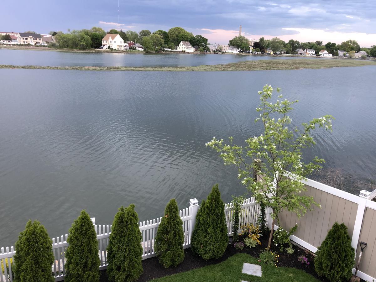 Family Rooms In Salem Boston Согас Экстерьер фото